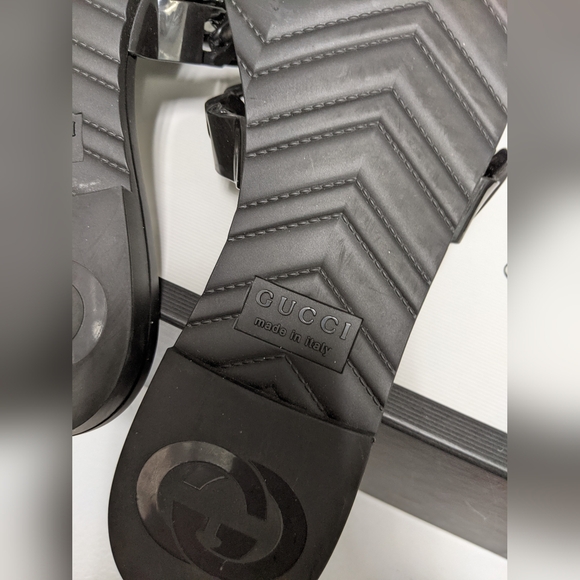 Gucci Blk Rubber Slide (US 7.5) "LIVE SHOW TODAY" - Picture 5 of 8